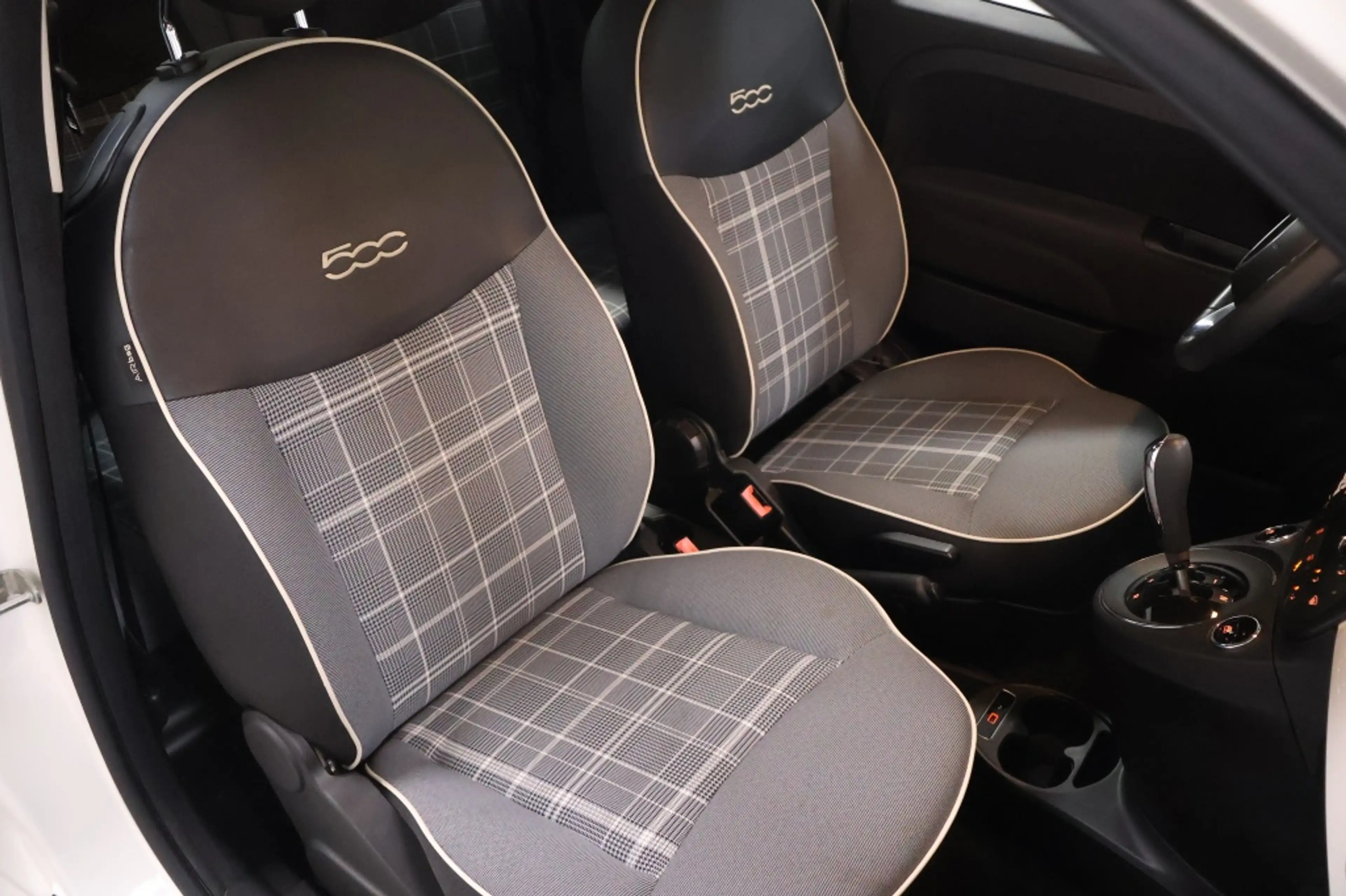 Fiat 500C 1.2 Lounge | Cabrio | Apple Car Play — photo 15