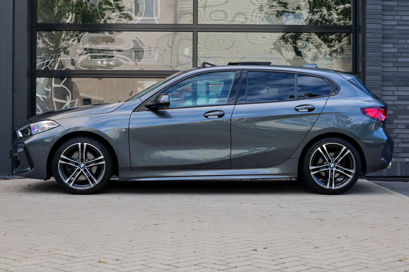 BMW 118 1-serie 118i Executive Edition | NAP! | PANO | M-S — photo 14