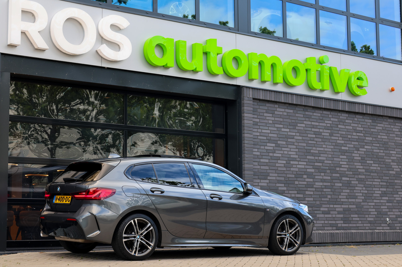 BMW 118 1-serie 118i Executive Edition | NAP! | PANO | M-S — photo 2