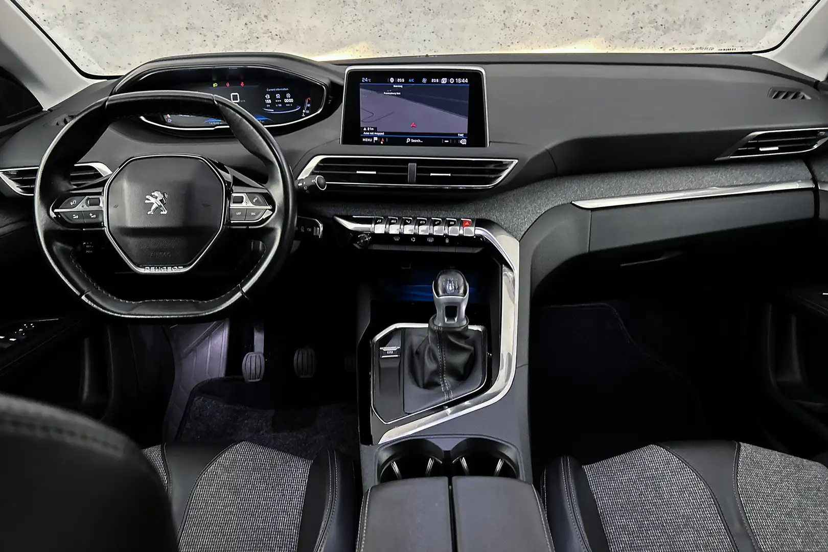 Peugeot 5008 1.2 PureTech Allure | Trekhaak | Parkeersensoren | Blanc - 2