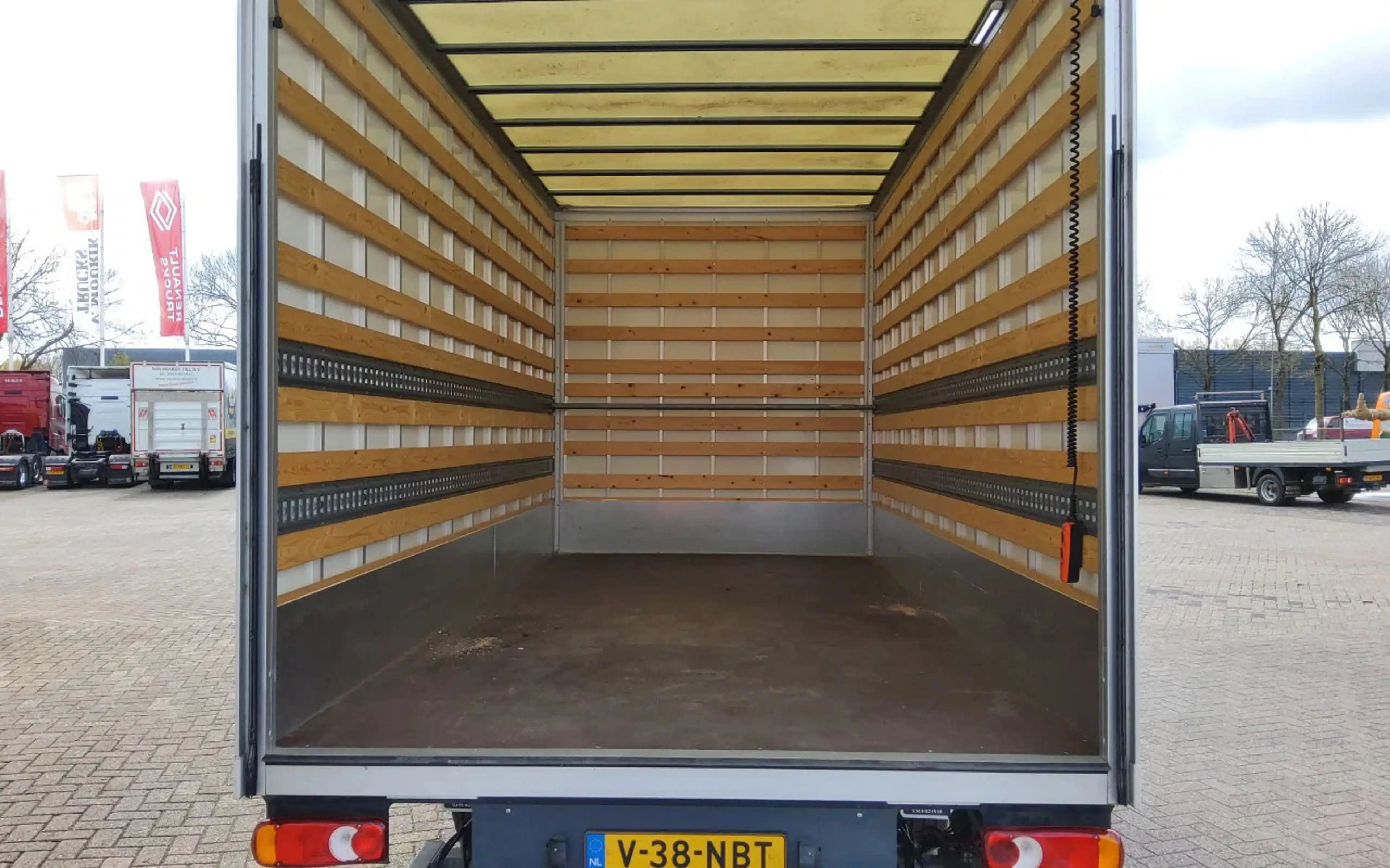 Renault Master 165.35 - V-38-NBT - LAADBAK-LAADKLEP - EURO 6 - BP — photo 11