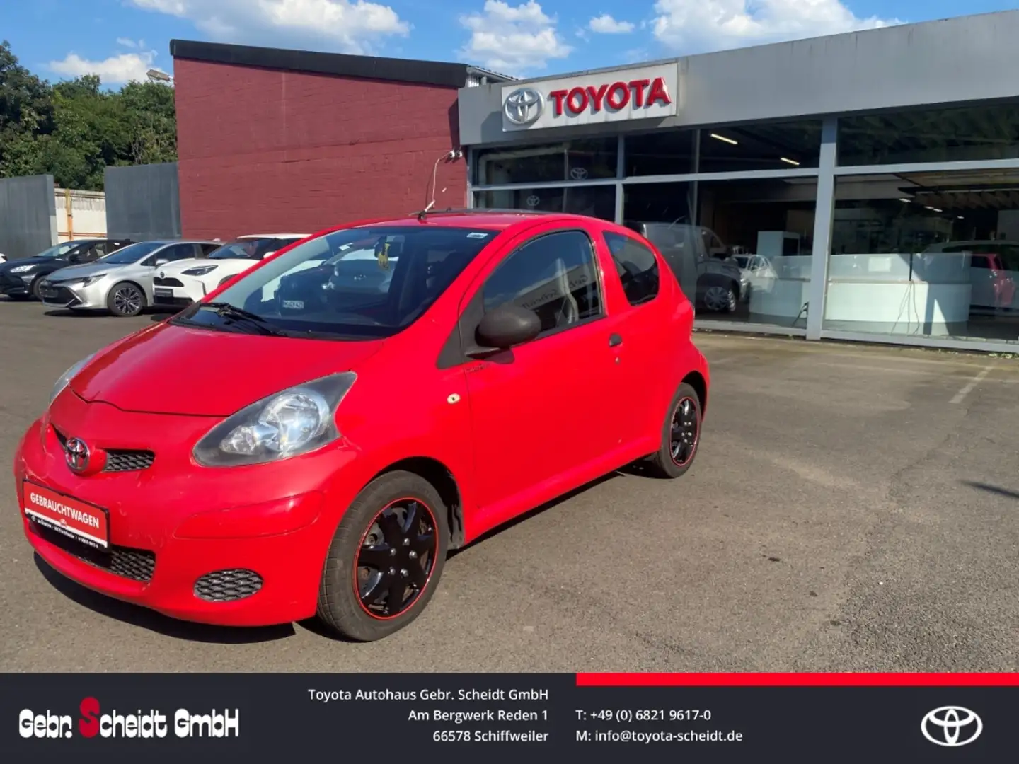 Toyota Aygo Basis ABS Airbag Beifahrerairbag Servolenkung Radi Rot - 1