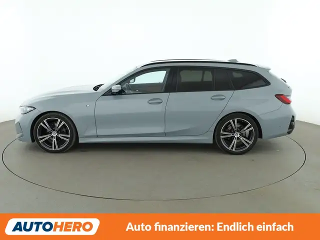 BMW 3 Series view 3