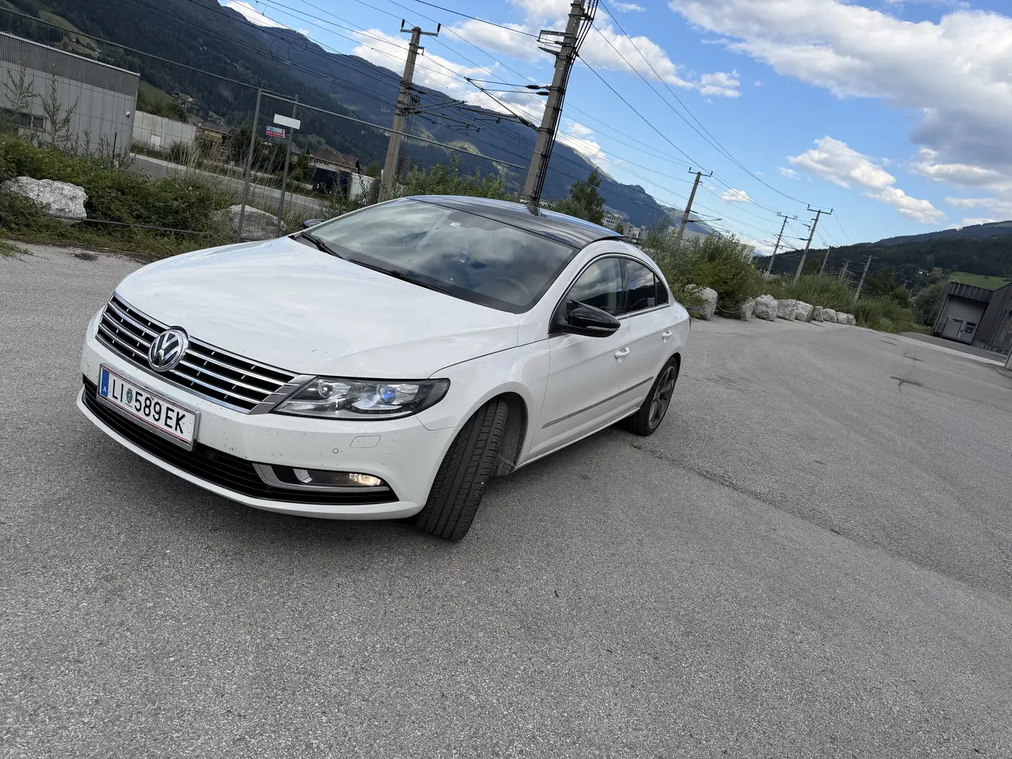 Volkswagen Passat CC 2.0 TDI 4Motion DSG BlueMotion Technolog Exclusive - 2