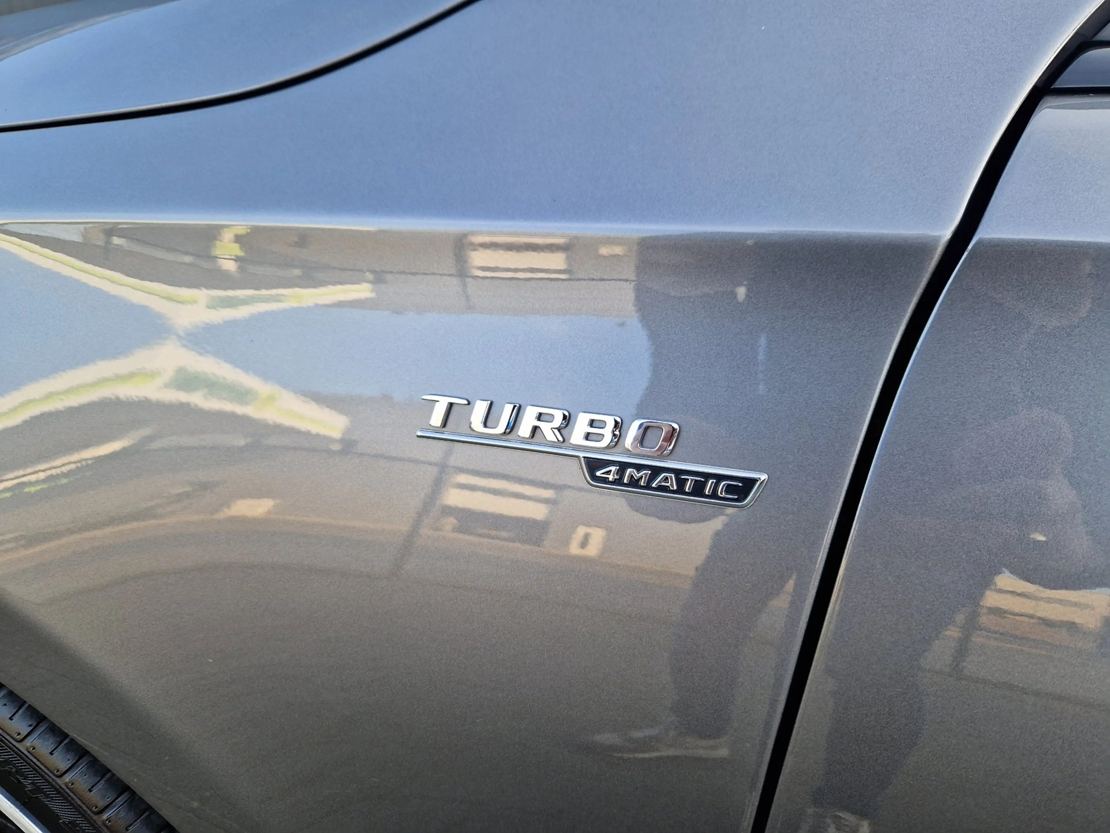 Mercedes-Benz A 35 AMG 4MATIC Edition 1 — photo 4