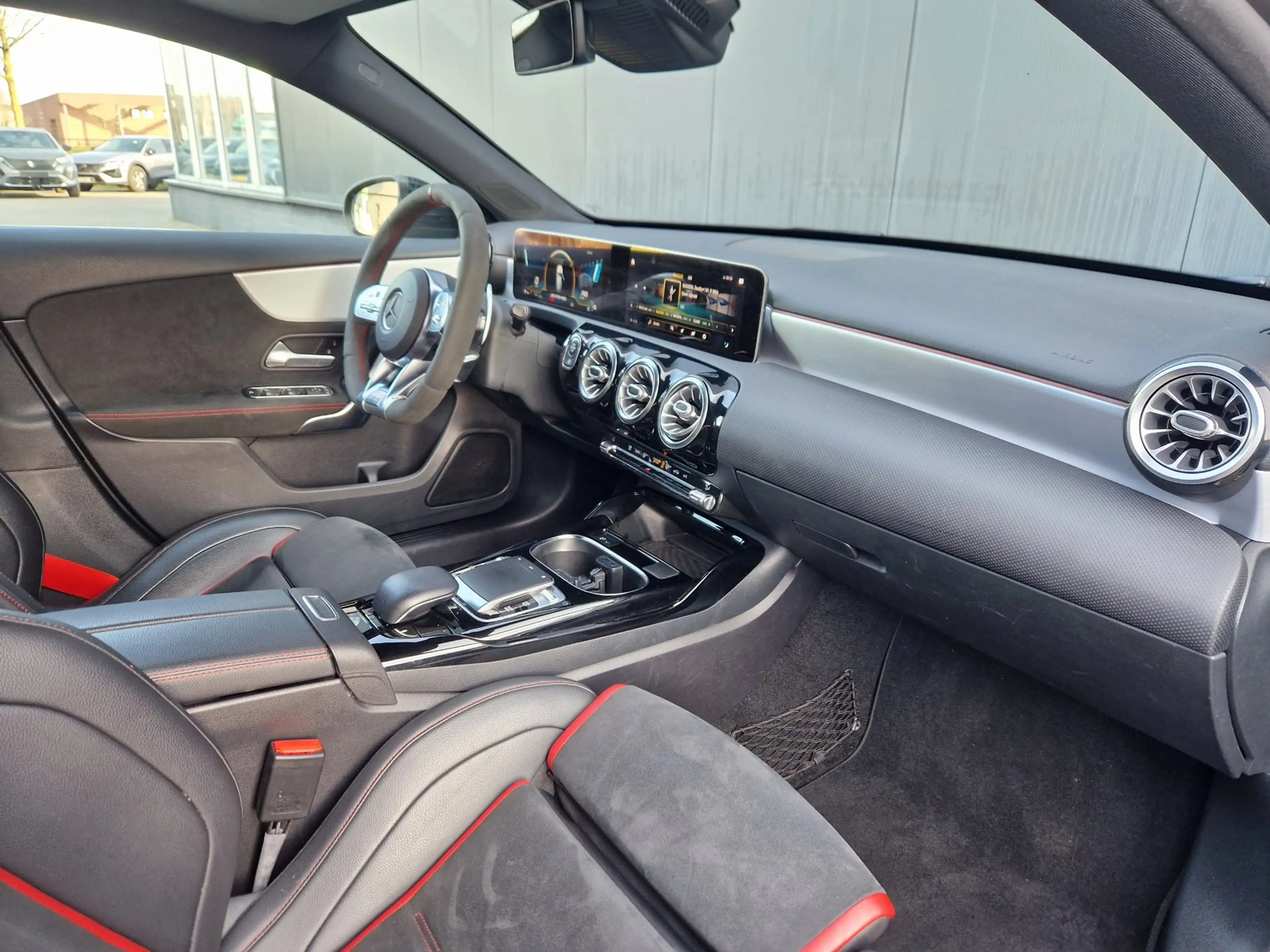 Mercedes-Benz A 35 AMG 4MATIC Edition 1 — photo 8