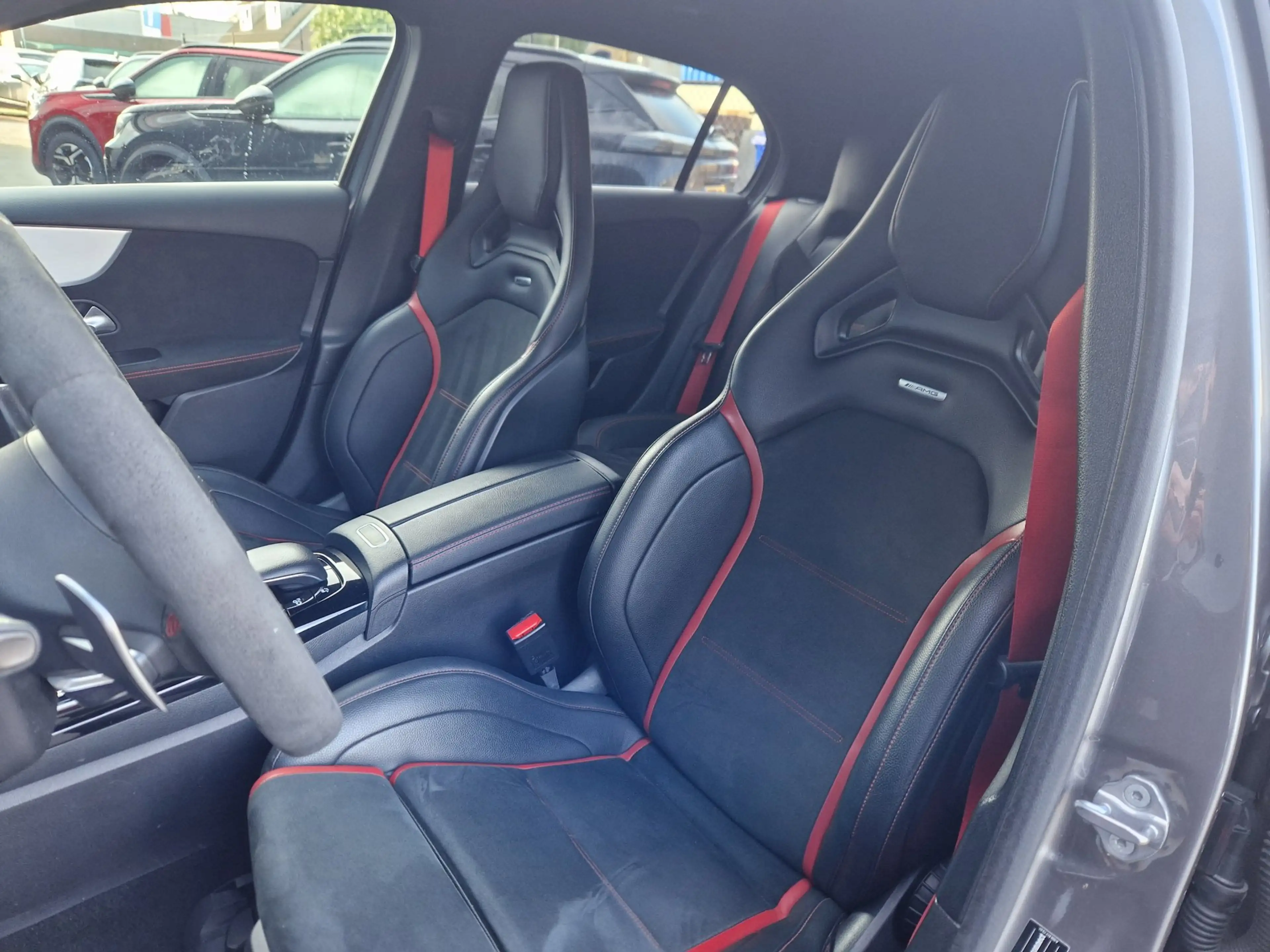 Mercedes-Benz A 35 AMG 4MATIC Edition 1 — photo 6