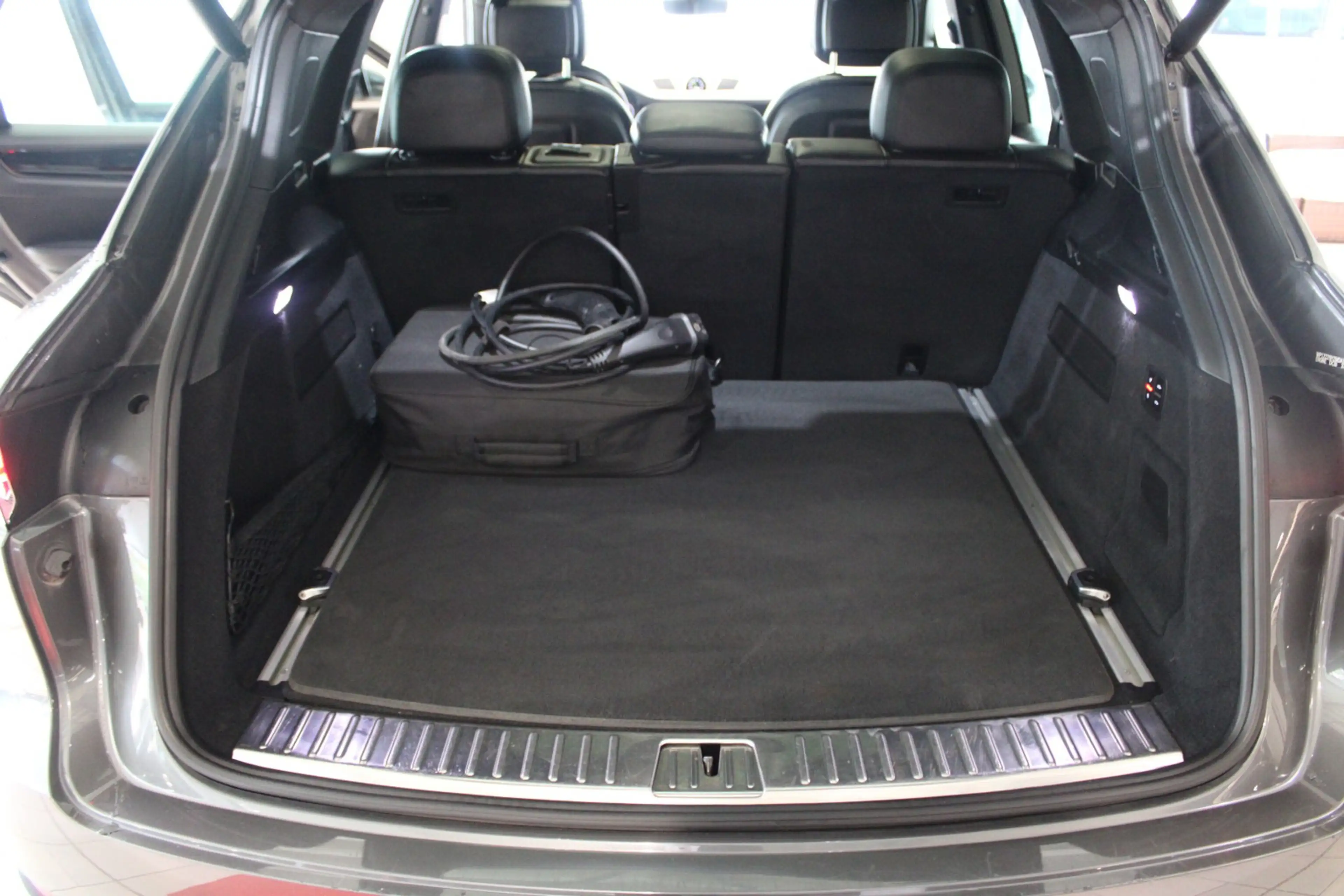 Porsche Cayenne E-Hybrid PASM*MATRIX-LED — photo 10