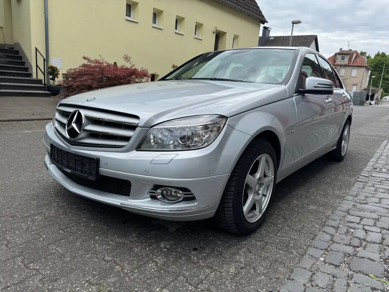 Mercedes-Benz C 230