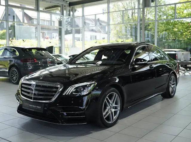 Mercedes-Benz S-Class view 5