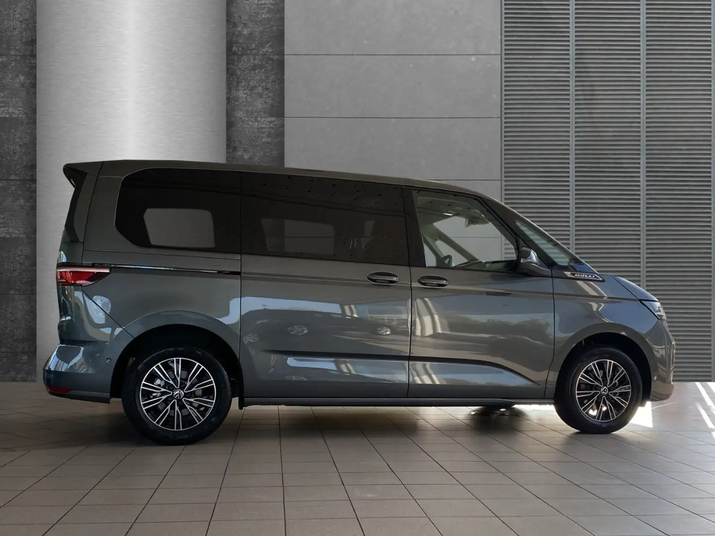 Volkswagen T7 Multivan Multivan (AHK.SHZ.PDC.GRA.LED.SH) 2.0 TDI DSG Grau - 2