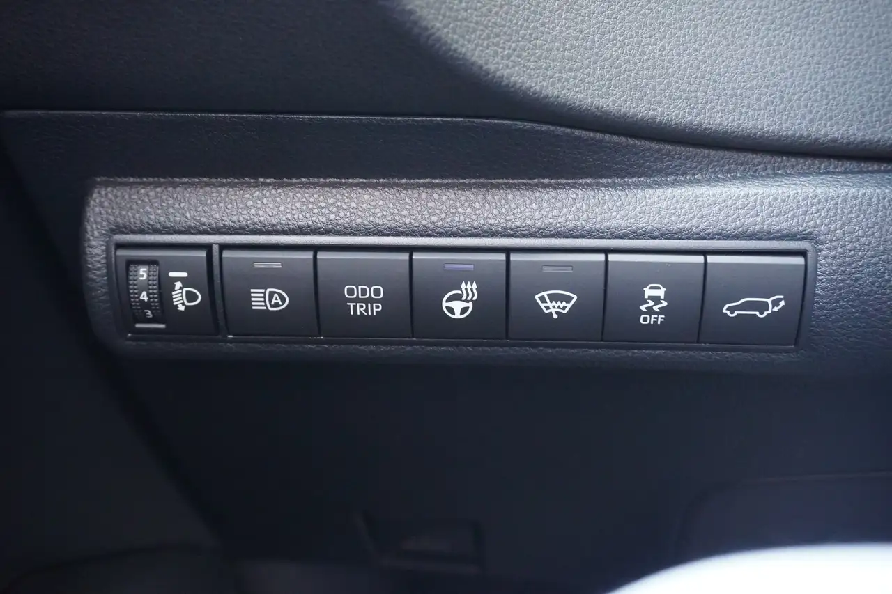 Toyota Corolla 2.0 Hybrid Teamplayer LED Standheizung, миниатюра 18