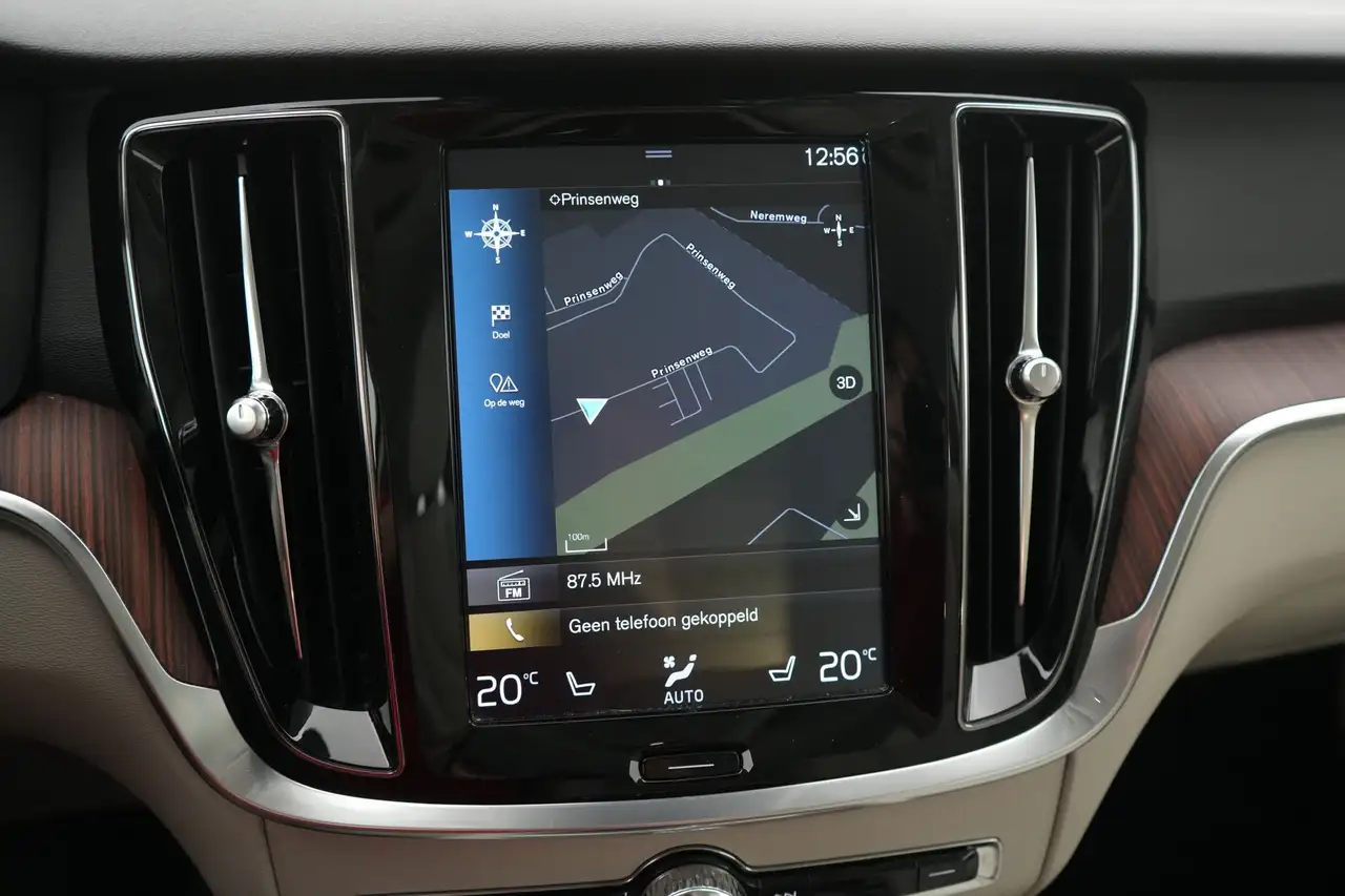 Volvo V60 2.0 D4 Inscription Geartr. Intellisafe Pro LEDER/C, миниатюра 15