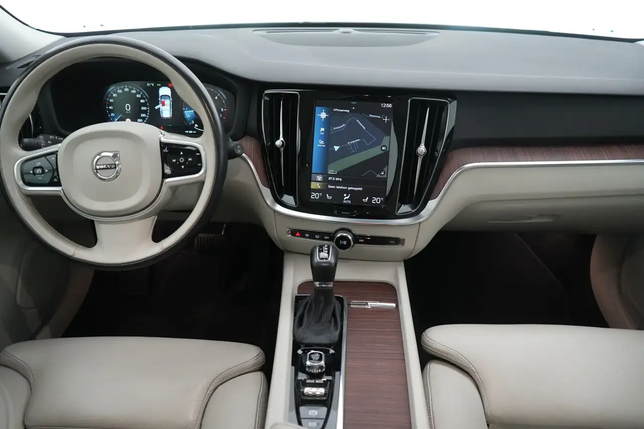 Volvo V60 2.0 D4 Inscription Geartr. Intellisafe Pro LEDER/C, миниатюра 13