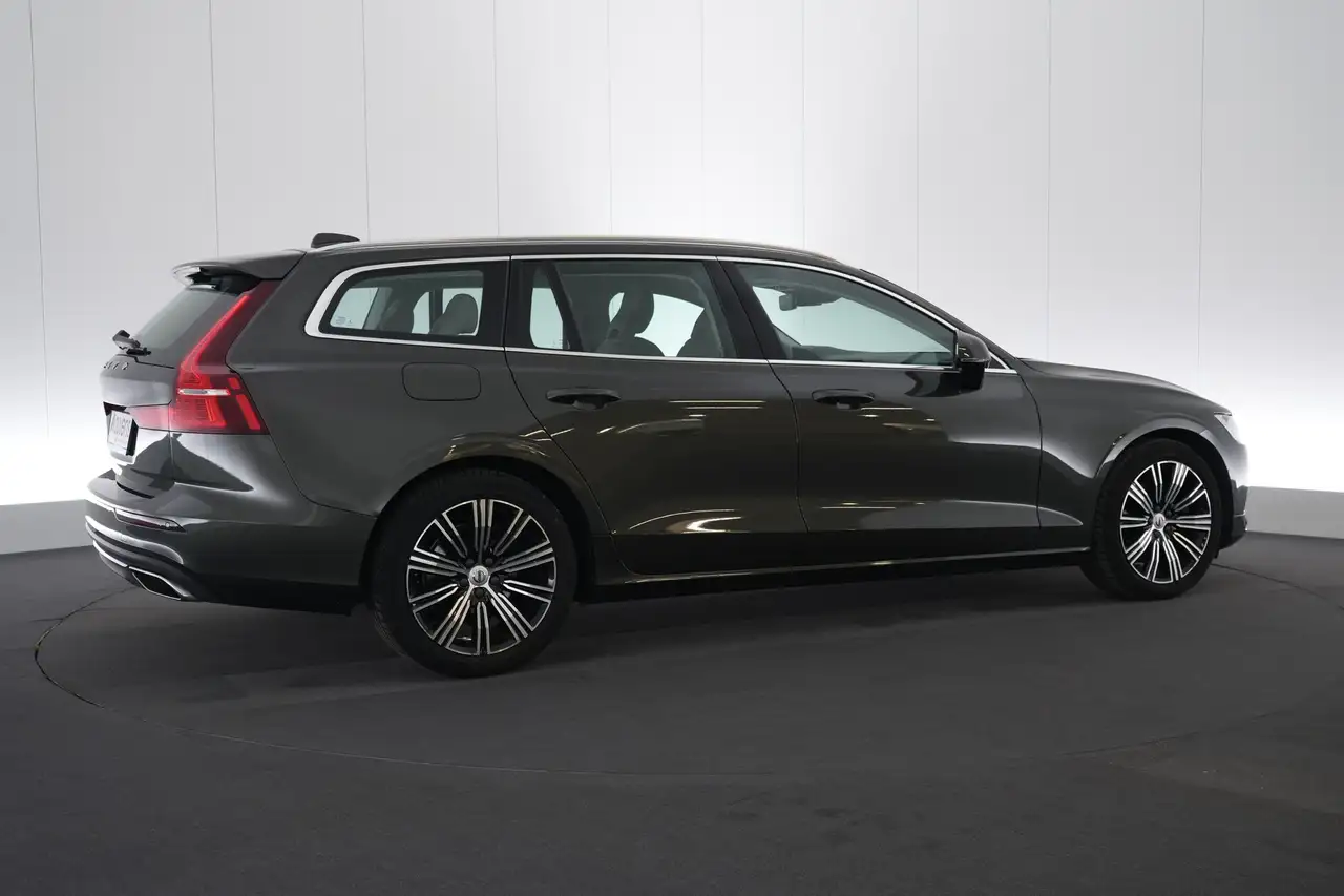 Volvo V60 2.0 D4 Inscription Geartr. Intellisafe Pro LEDER/C, миниатюра 6
