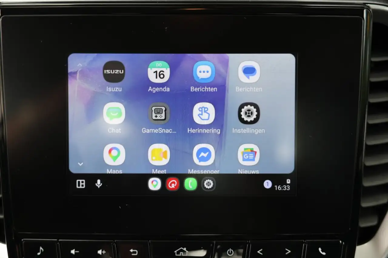 Isuzu D-Max 2023 — фото 20