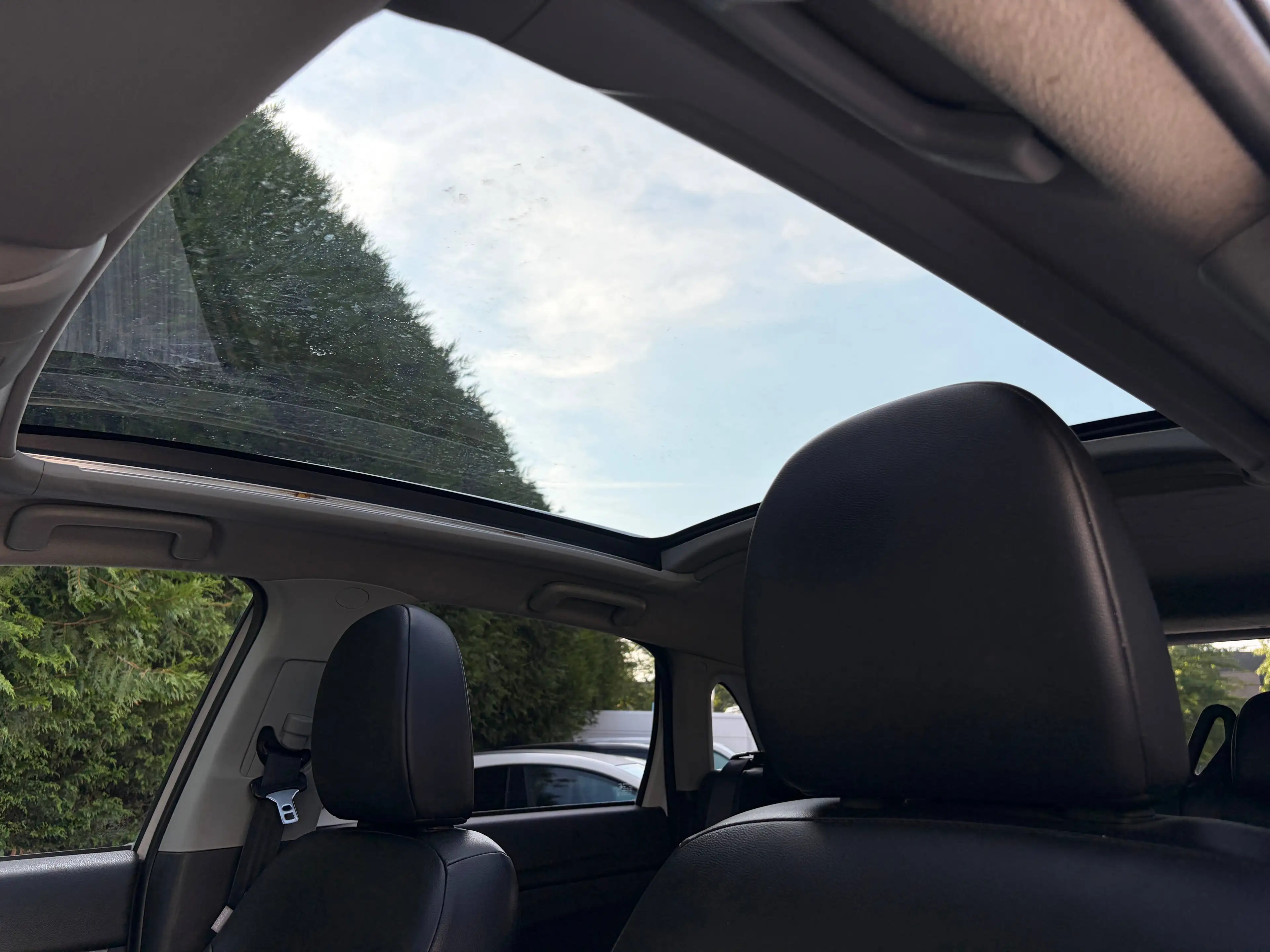 Peugeot 4008 1.6 e-HDi Allure — photo 15