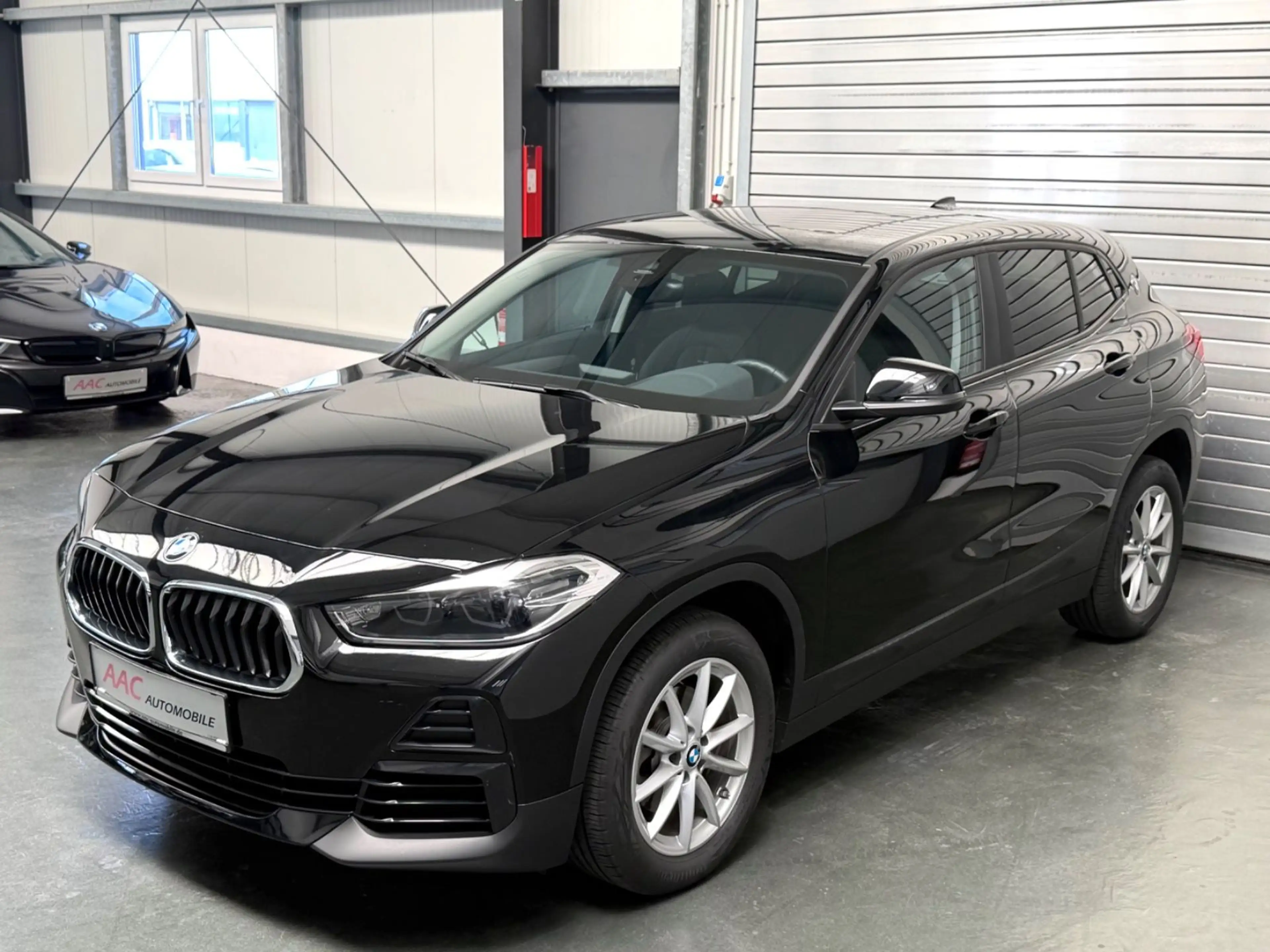 BMW X2 sDrive 18 i Advantage Plus/Pano/KeyLess/Cam — photo 13