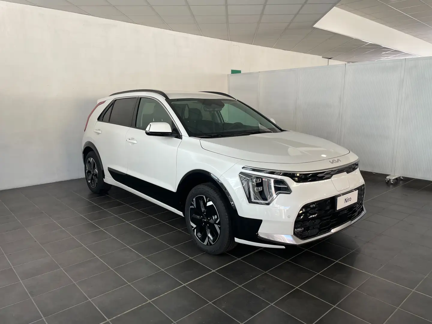 Kia e-Niro Niro EV 64,8 kWh Evolution Bianco - 2