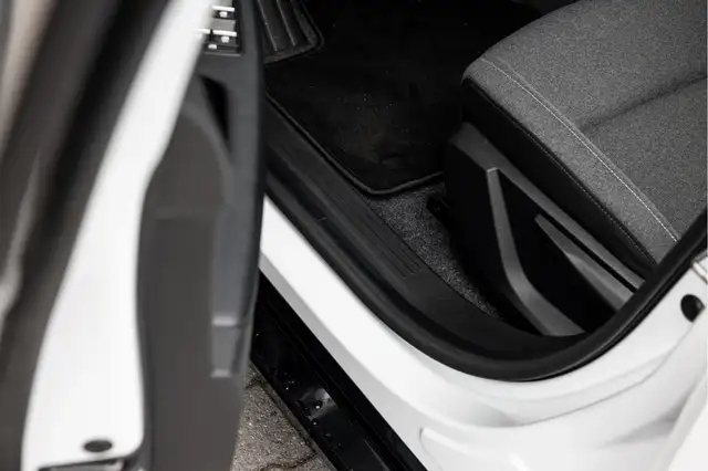 Renault Megane E-Tech view 28