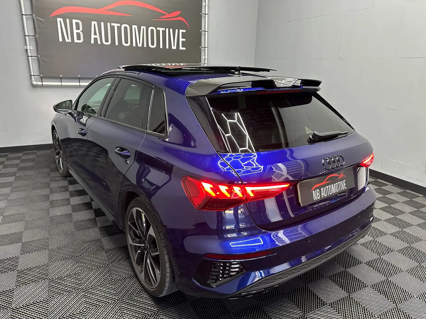 Audi A3 Sportback 2.0 TDI quattro Sport S Line Edition Blauw - 2
