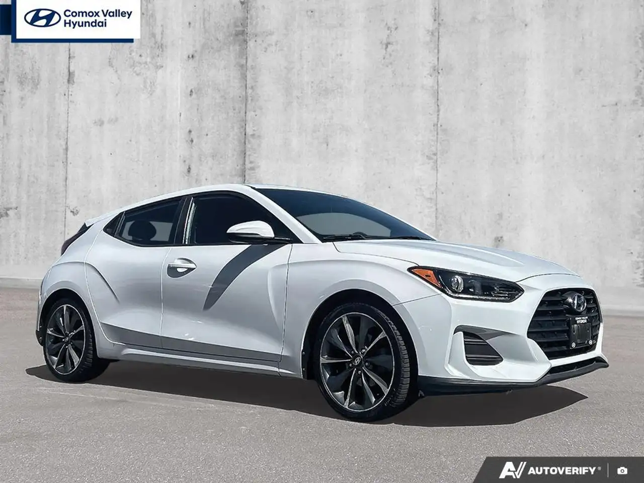 Hyundai VELOSTER снимка Hyundai VELOSTER