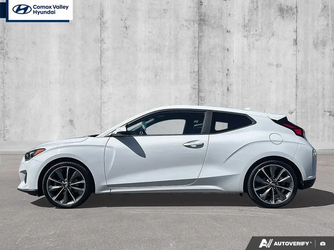 Hyundai VELOSTER снимка Hyundai VELOSTER