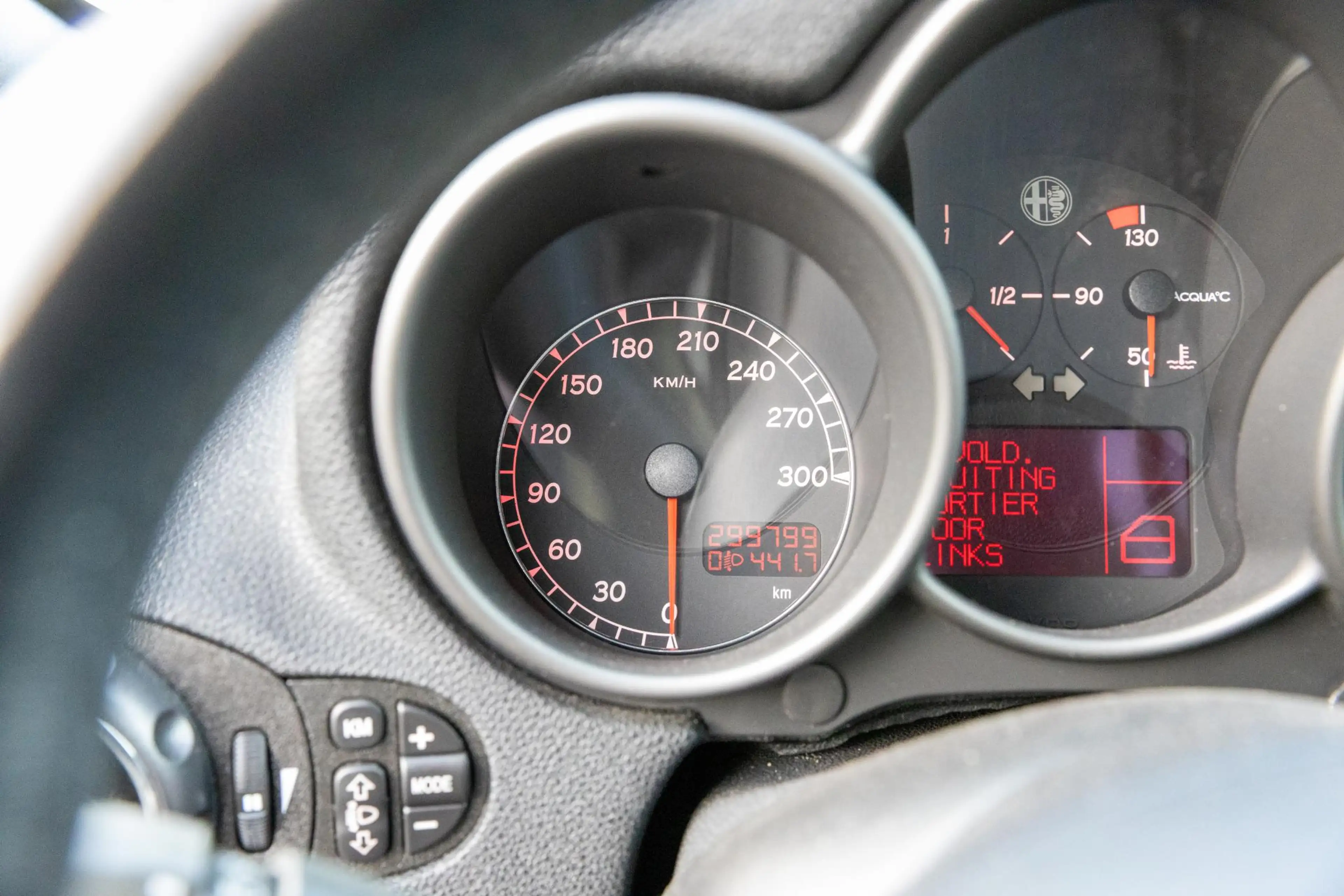 Alfa Romeo 147 3.2 V6 GTA — photo 12