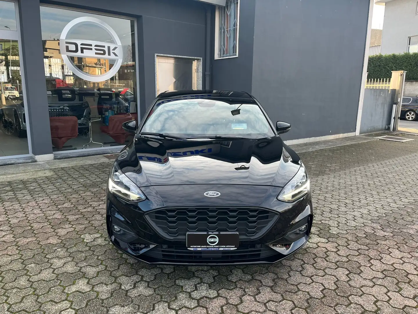 Ford Focus Focus 1.5 DIESEL 120CV ST-LINE!!!!! Schwarz - 2