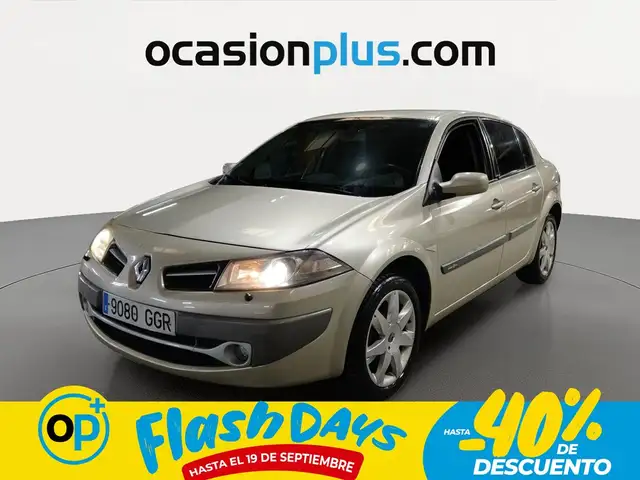 Renault Megane Sedán 1.6 Confort Dynamique
