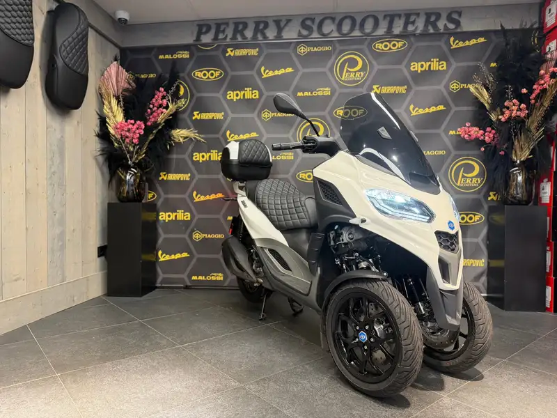 Piaggio MP3 310