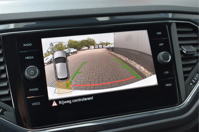 Volkswagen T-Roc 1.5 TSI Sport Virtual cockpit, Adaptive cruise, Ca — photo 8