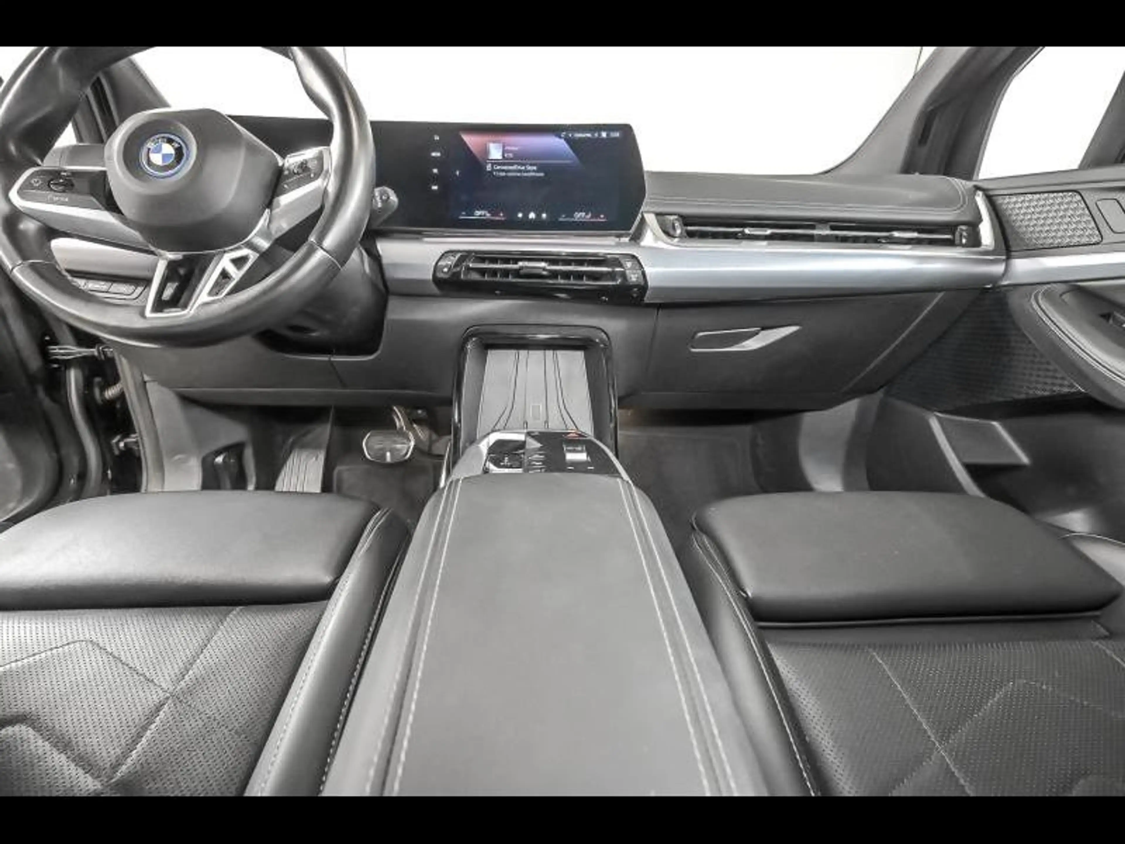 BMW 225 xDrive Active Tourer — photo 7