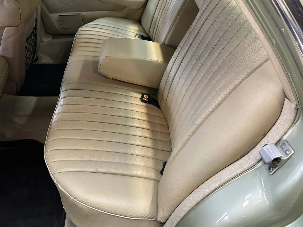 Mercedes-Benz 450 W 116, foto 10