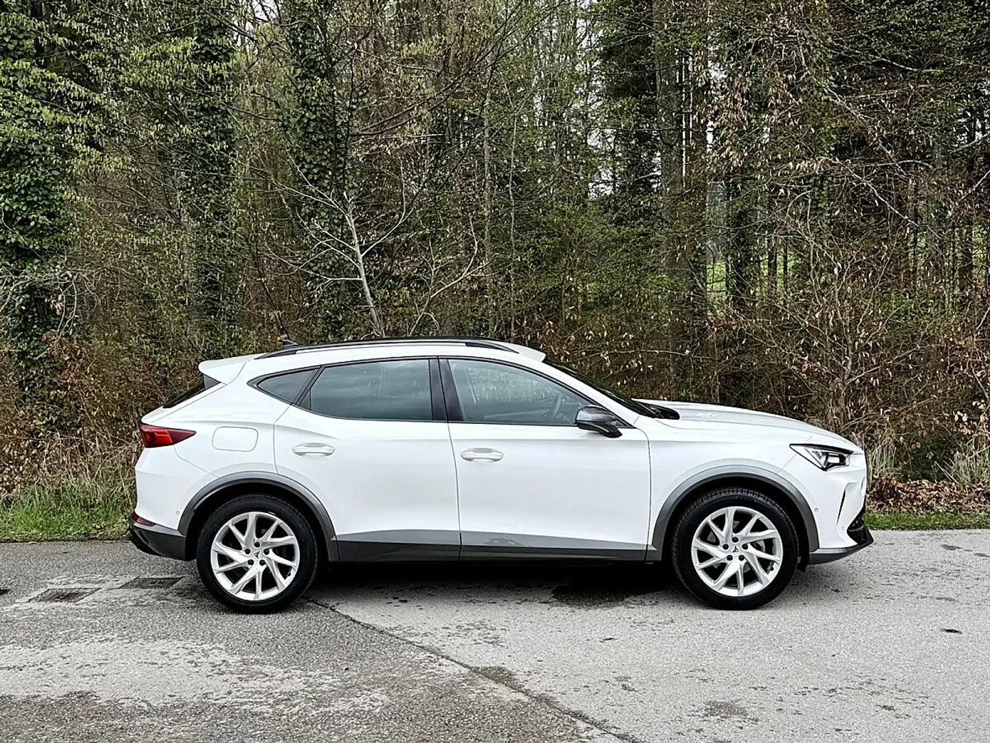 CUPRA Formentor Cupra e-Hybrid 204 DSG Anschluss-Garantie bis 1... Weiß - 2