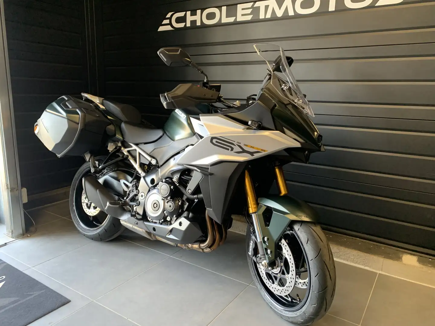 Suzuki GSX-S 1000GX Zelená - 2
