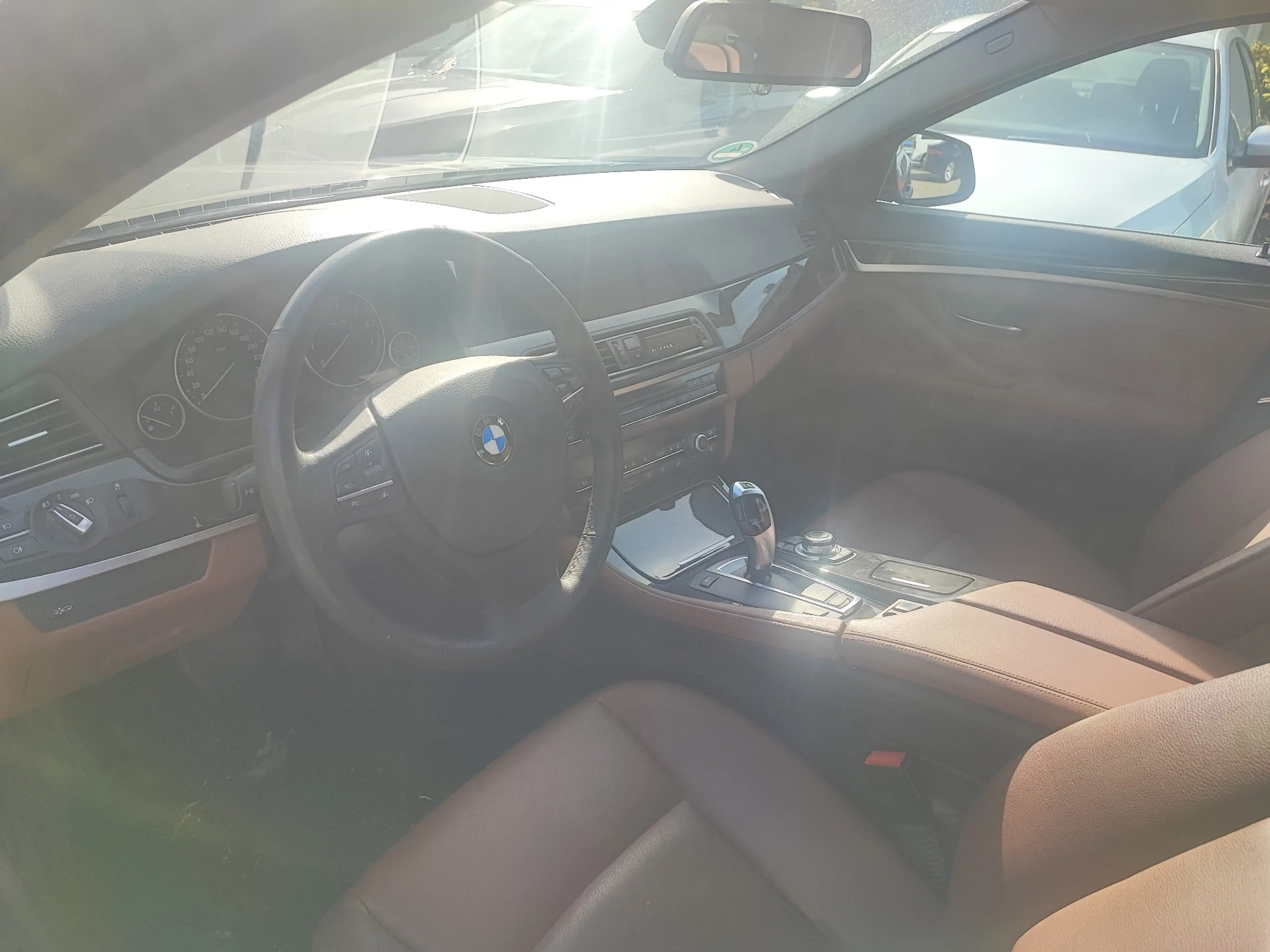 BMW 528 528 i*Leder*Navi*AHK*Schiebedach* — photo 6