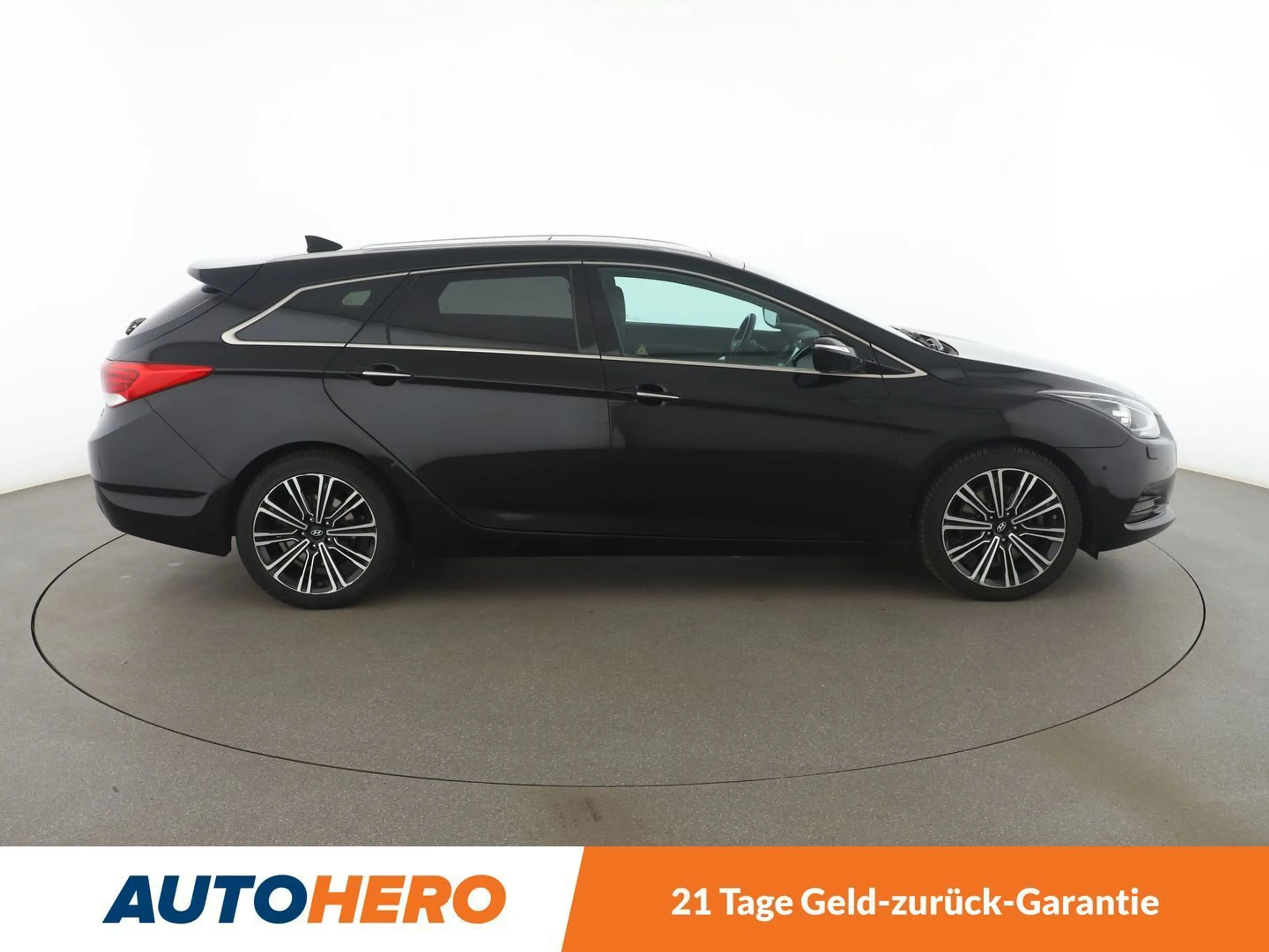 Hyundai i40 1.7 CRDi Premium Blue *NAVI*TEMPO*BI-XENON*CAM*PDC — photo 7