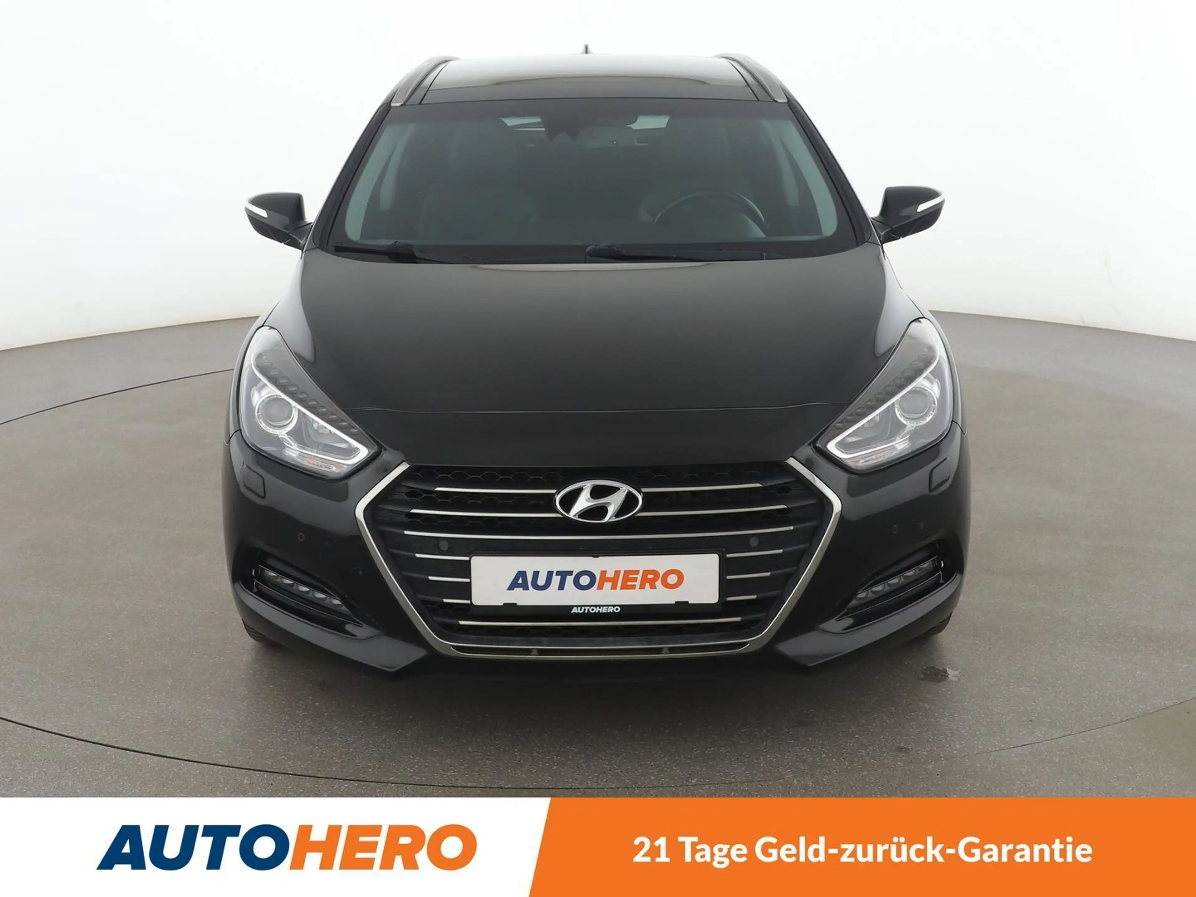 Hyundai i40 1.7 CRDi Premium Blue *NAVI*TEMPO*BI-XENON*CAM*PDC — photo 9