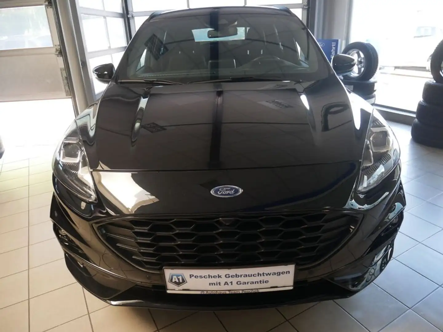 Ford Kuga ST-Line X Plug-In Hybrid Schwarz - 1
