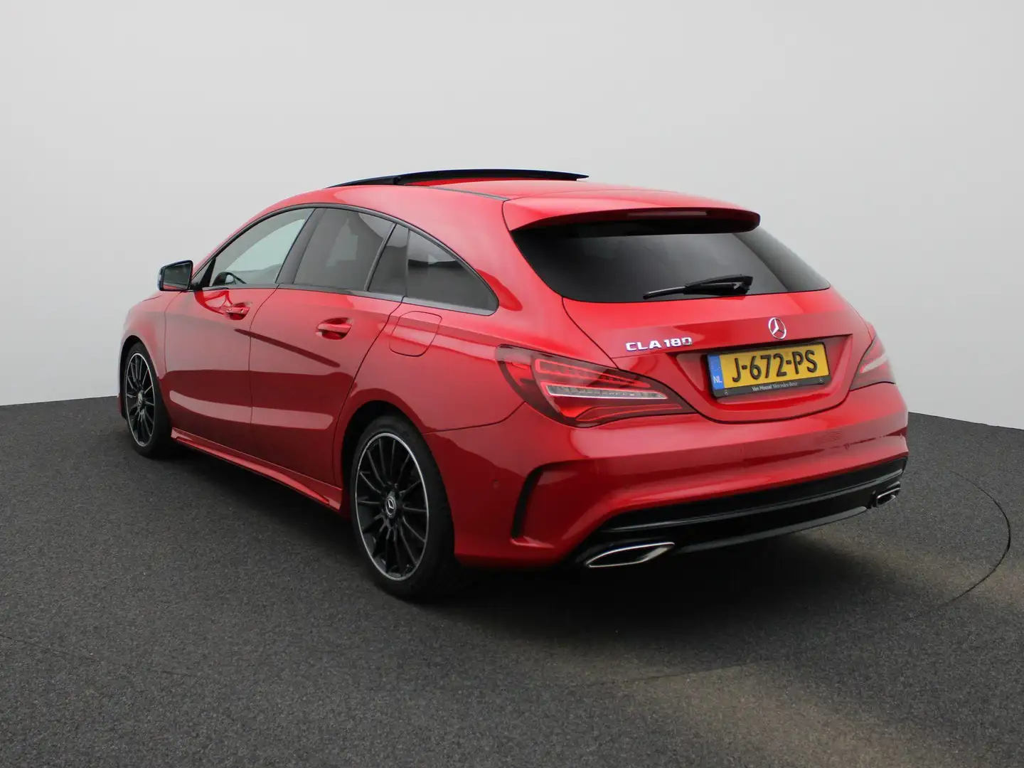 Mercedes-Benz CLA 180 Shooting Brake Business Solution AMG | Automaat | Rojo - 2