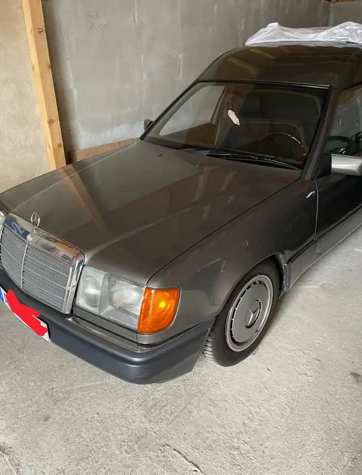 Mercedes-Benz W124, foto 6