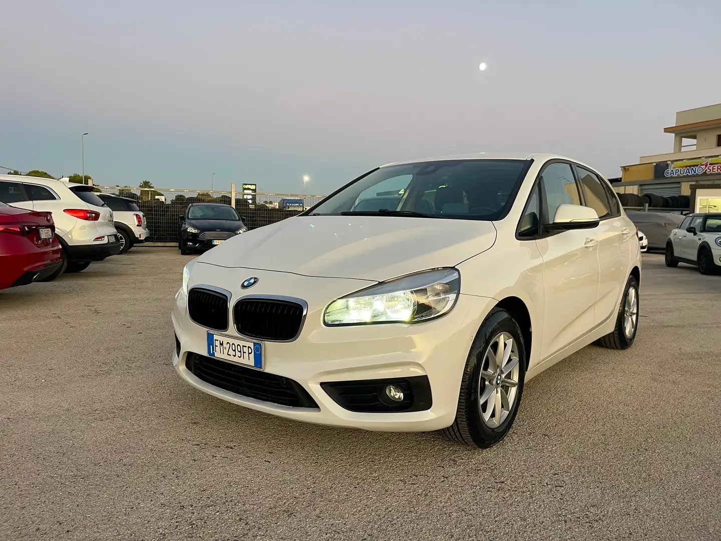 BMW 216 Serie 2  Tourer Advantage my18 FULLL Wit - 1