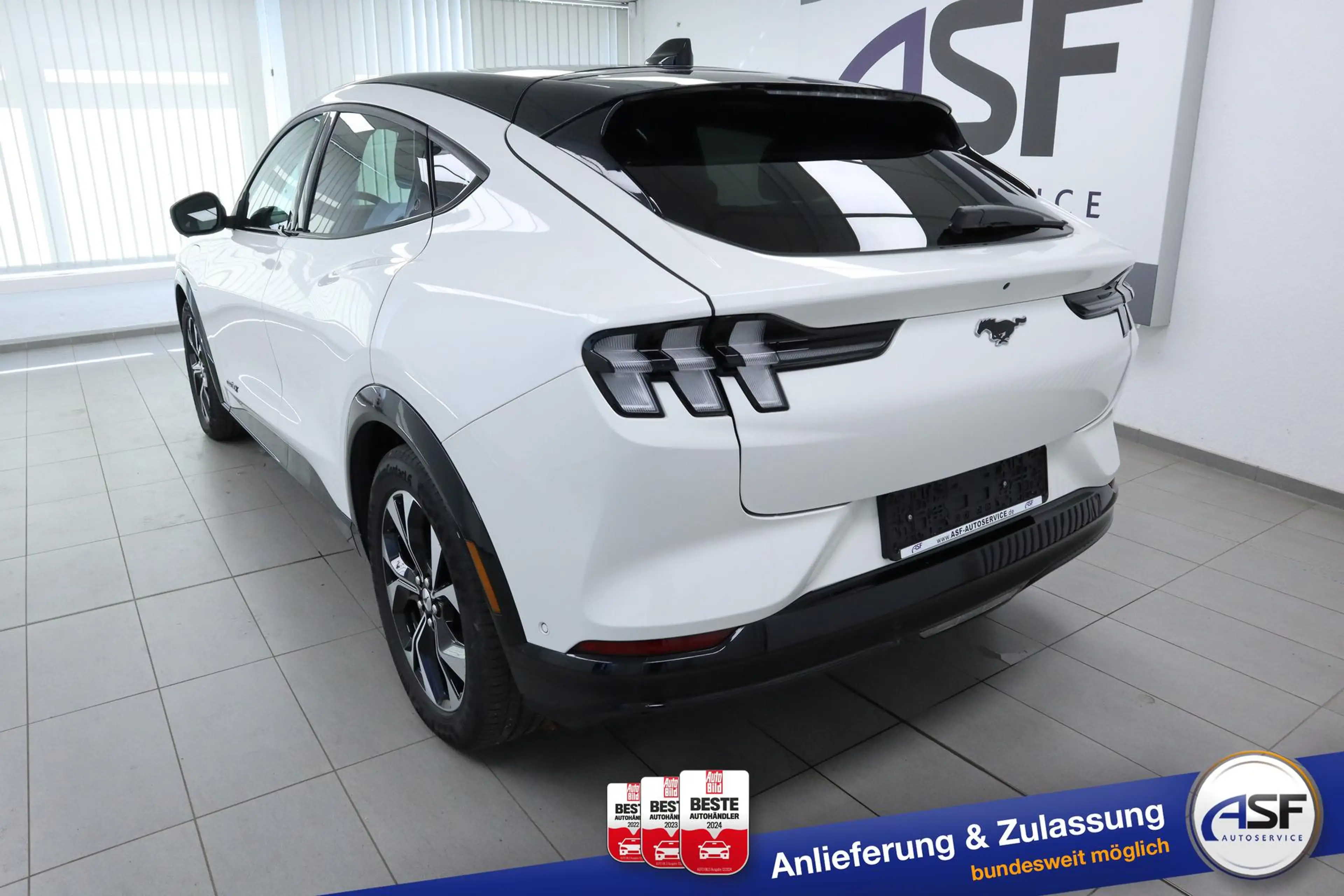 Ford Mustang Mach-E Premium Extended Range #Pano #ACC #Matrix-LED #... — photo 9