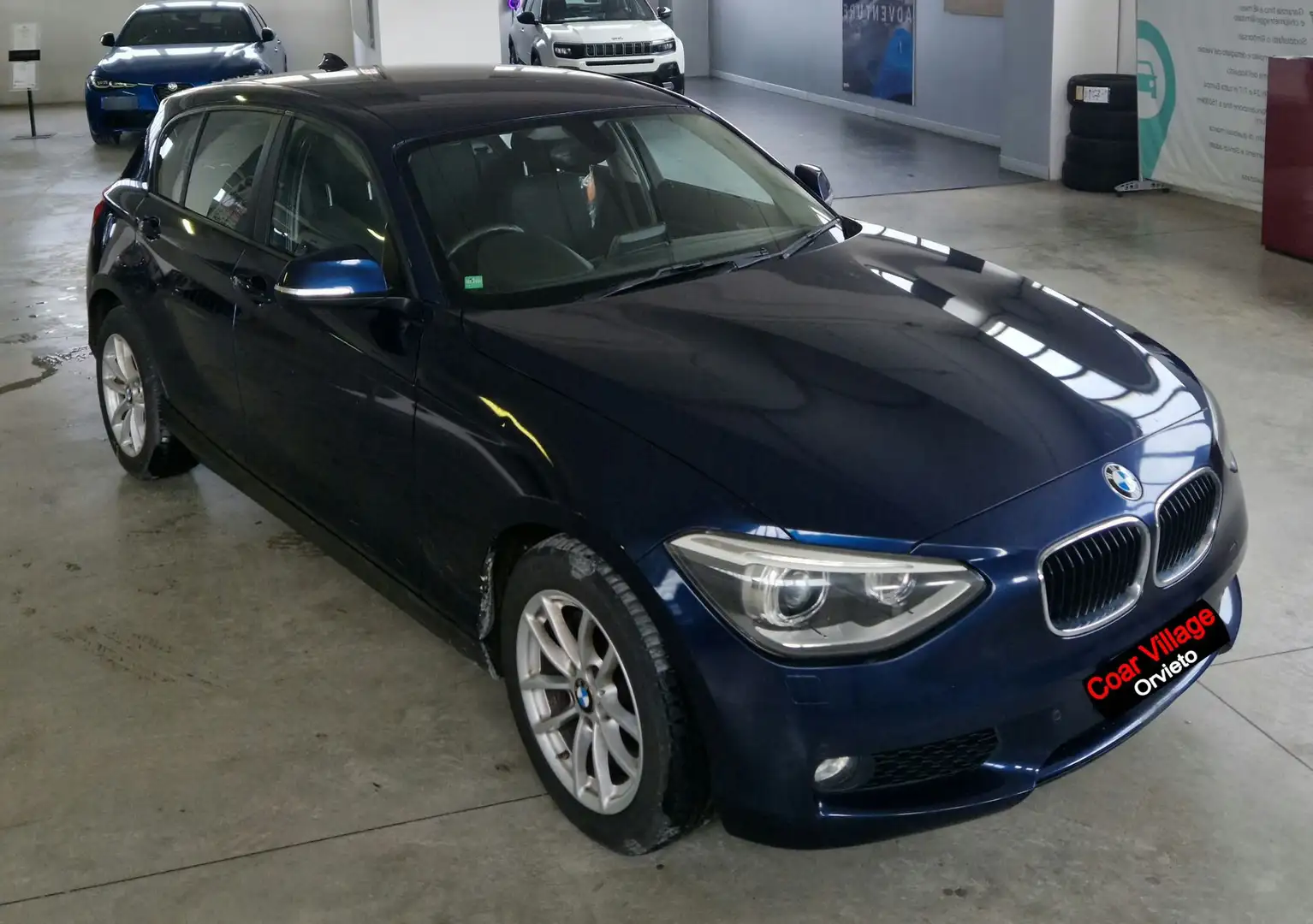 BMW 116 116d 5p Joy Blau - 1
