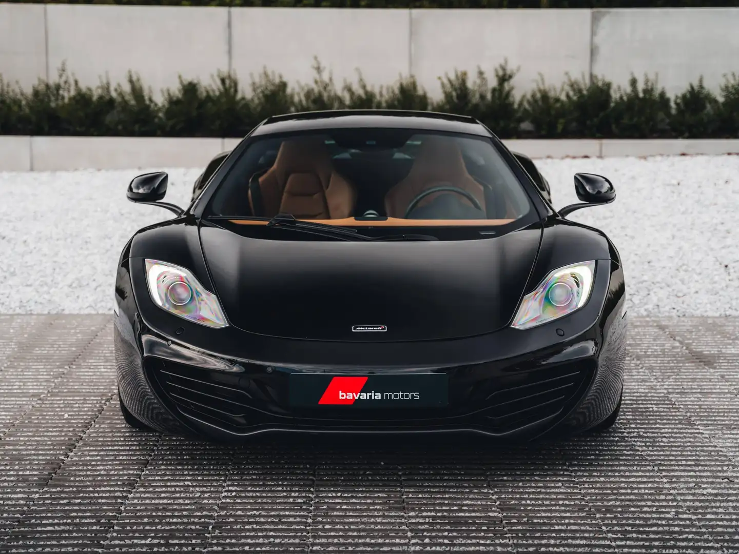 McLaren MP4-12C Coupé / Fire Black / Carbon / Meridian Sound System Schwarz - 2
