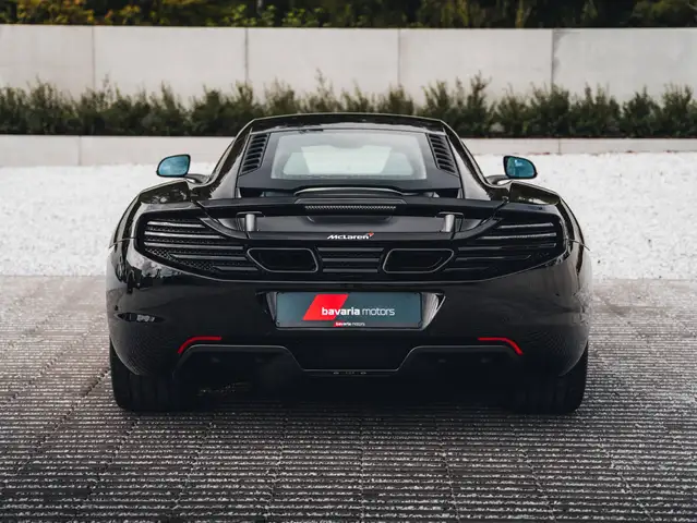 Mclaren MP4-12c view 10