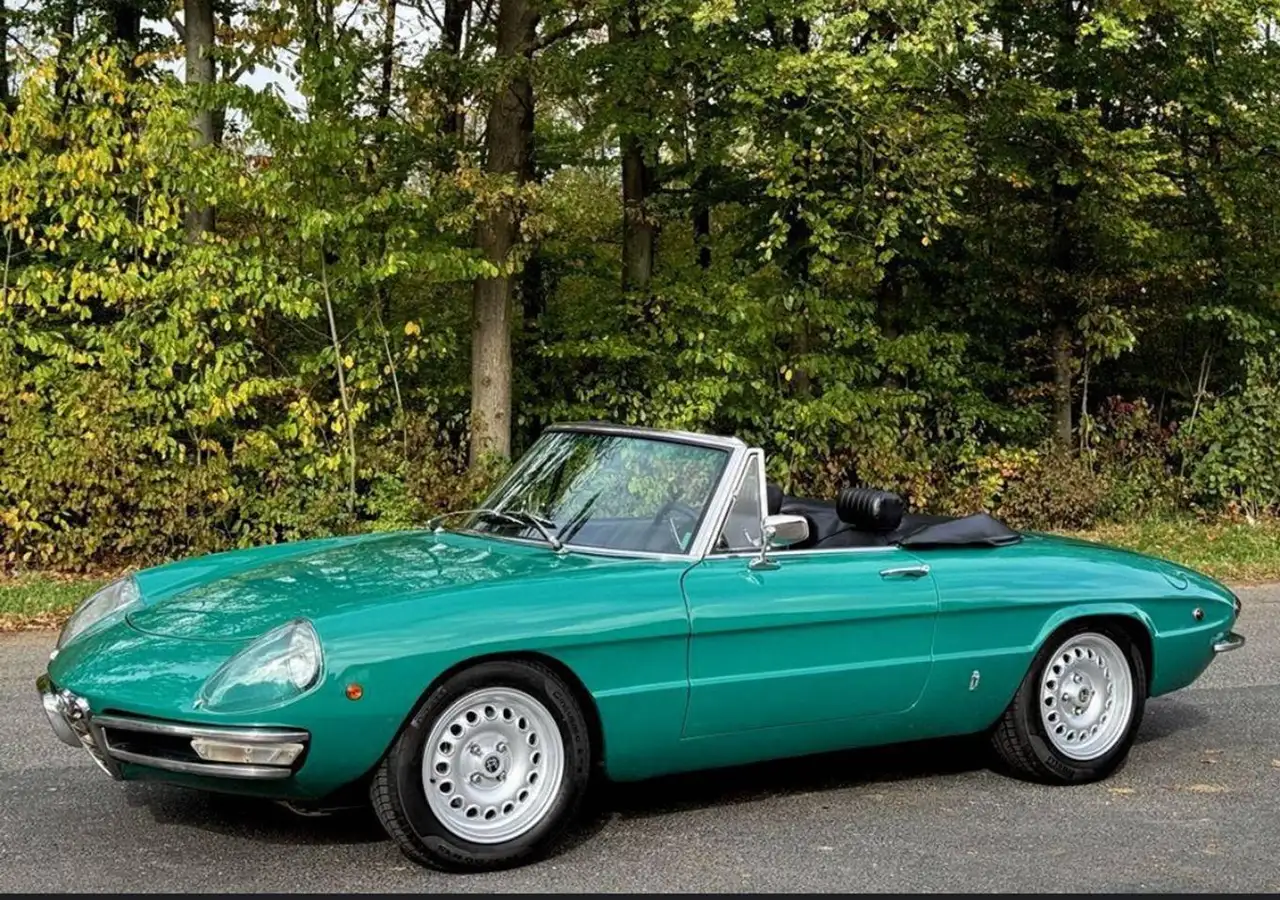 Alfa Romeo Spider 1750 Veloce, foto 1