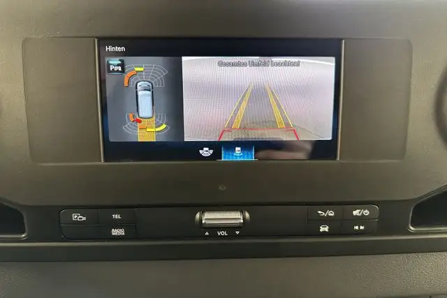 Mercedes-Benz Sprinter view 12
