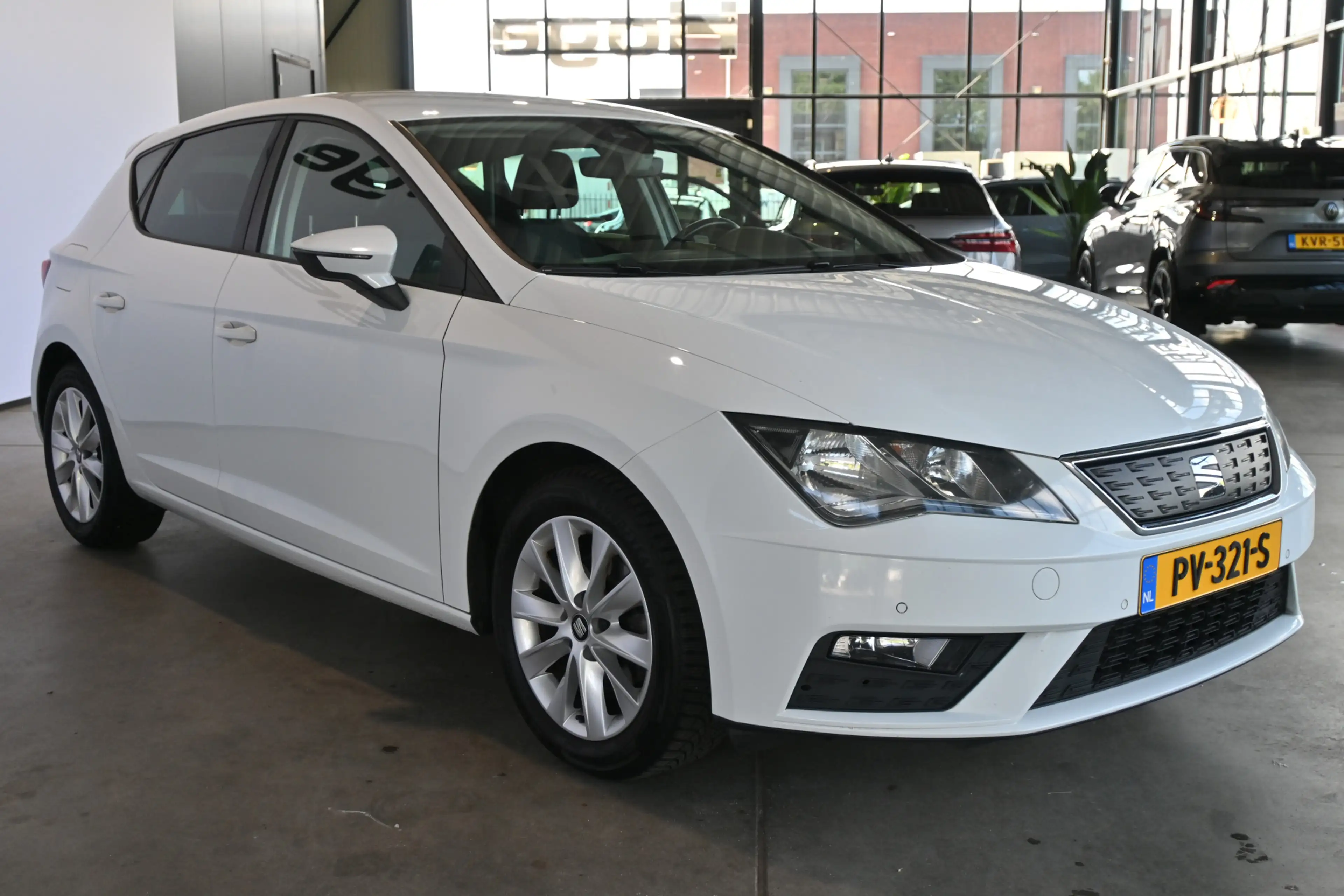 SEAT Leon 1.0 EcoTSI Automaat Style Business Intense Clima C — photo 11
